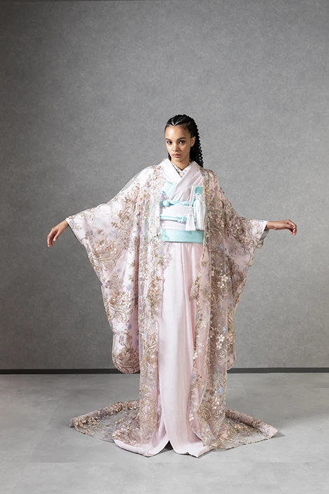 高山の結婚式で着る色打掛